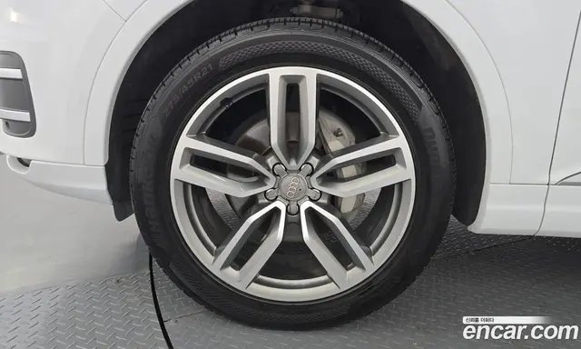 Audi Q7 2019 2.0 автомат (гидро), миниатюра 5