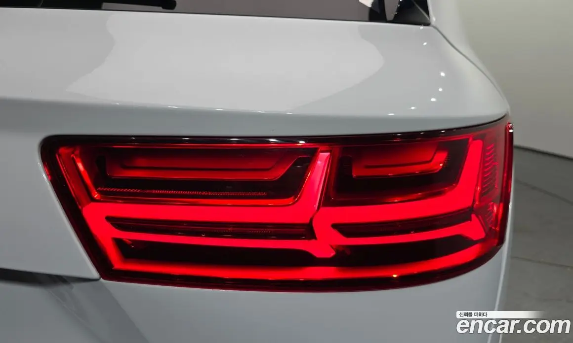 Audi Q7 2019 2.0 автомат (гидро), фото 9