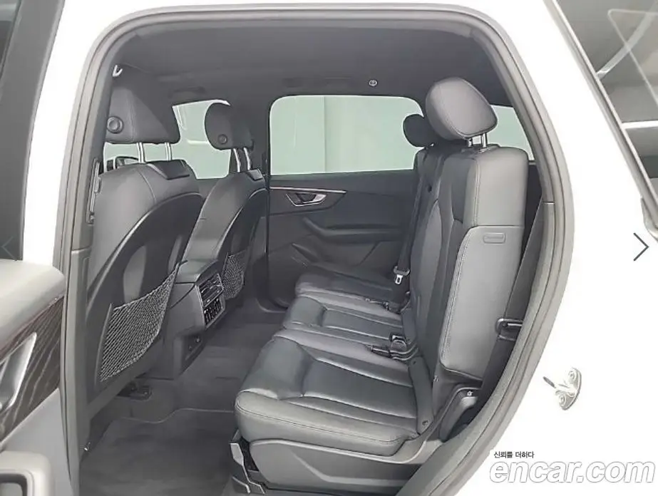 Audi Q7 2021 3.0 автомат (гидро), фото 12