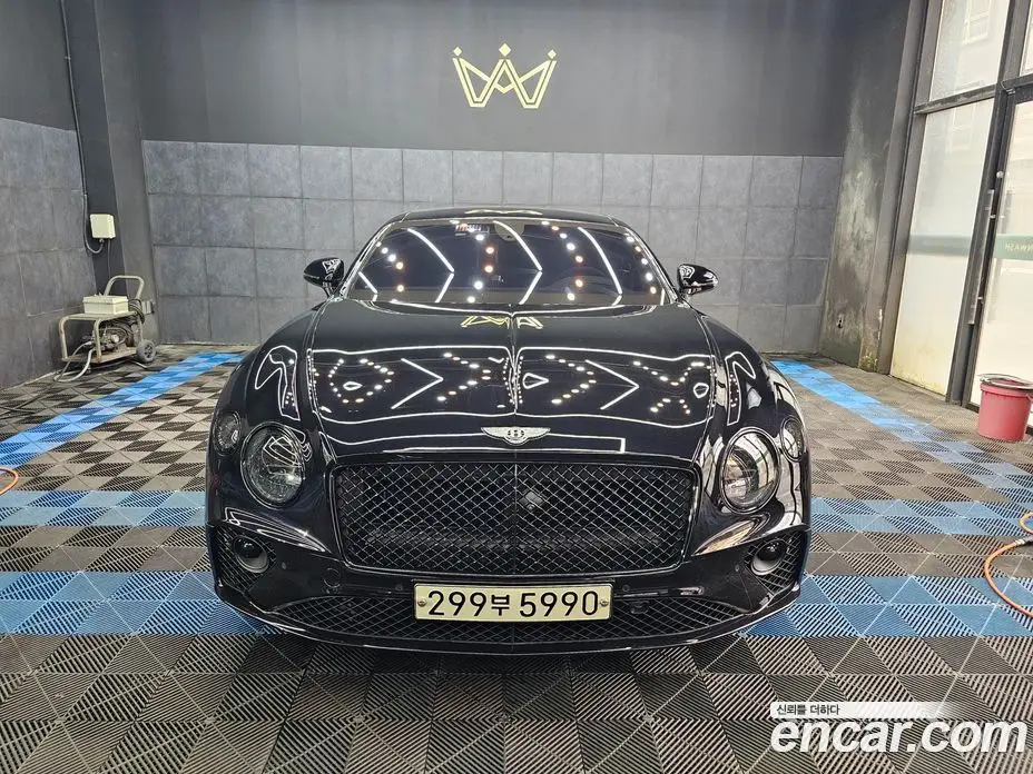 Bentley Continental 2023 4.0 автомат (гидро), фото 1 Bentley Continental 2023 4.0 автомат (гидро), фото 1