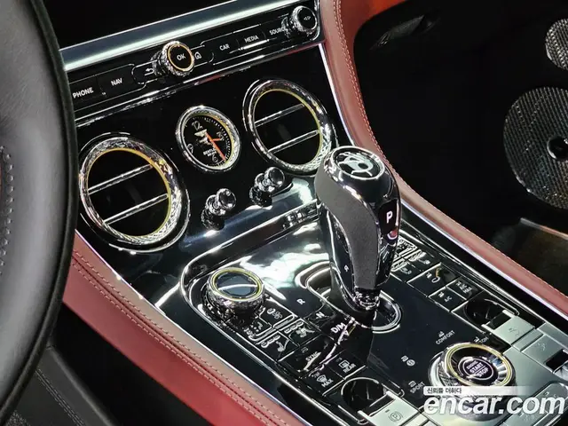 Bentley Continental 2023 4.0 автомат (гидро), миниатюра 9 Bentley Continental 2023 4.0 автомат (гидро), миниатюра 9