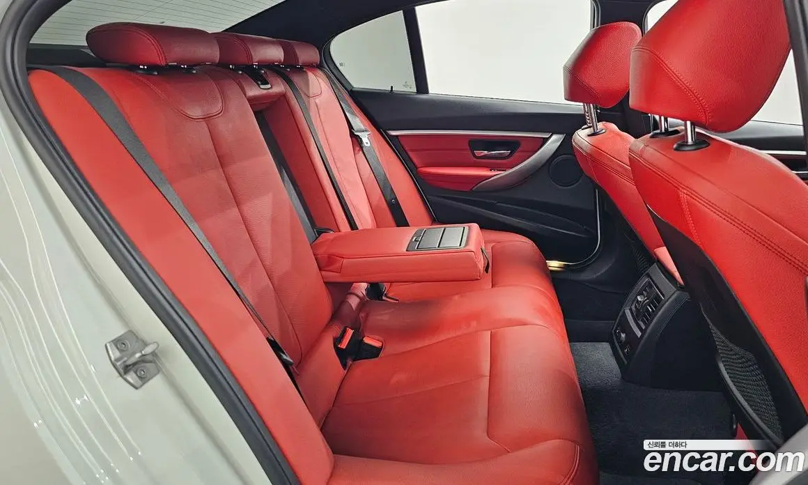 BMW 3 серия 2018 2.0 автомат (гидро), фото 17