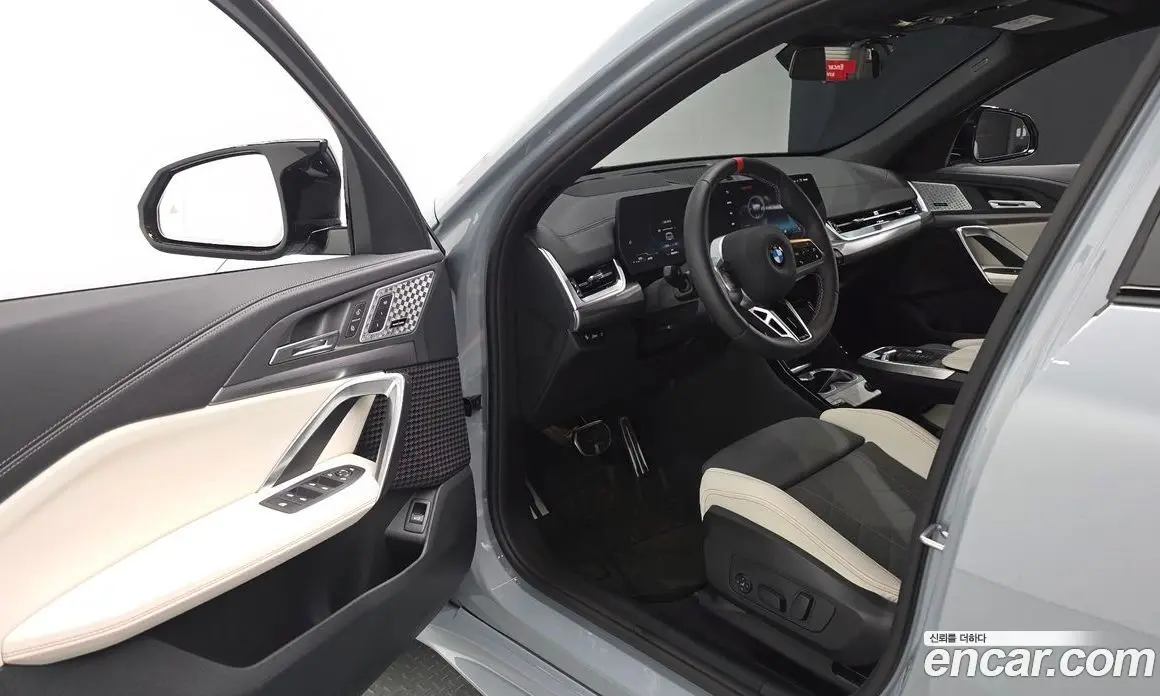 BMW X2 2025 2.0 автомат (гидро), фото 13