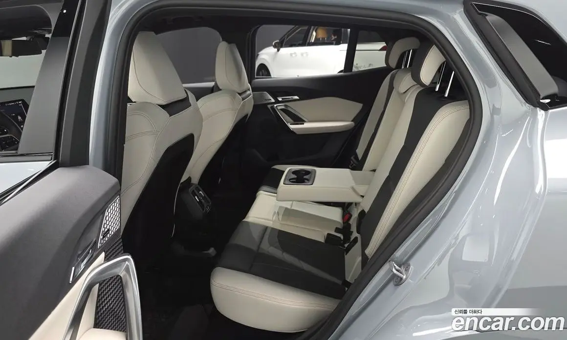 BMW X2 2025 2.0 автомат (гидро), фото 17