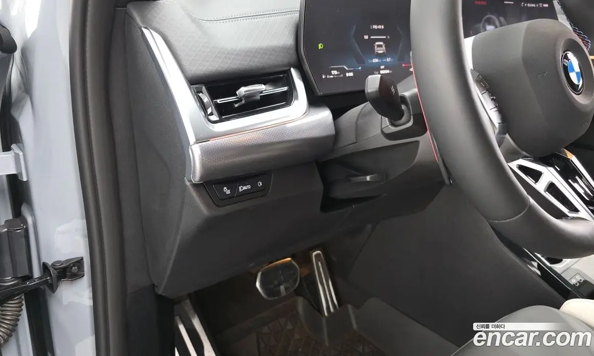 BMW X2 2025 2.0 автомат (гидро), фото 19