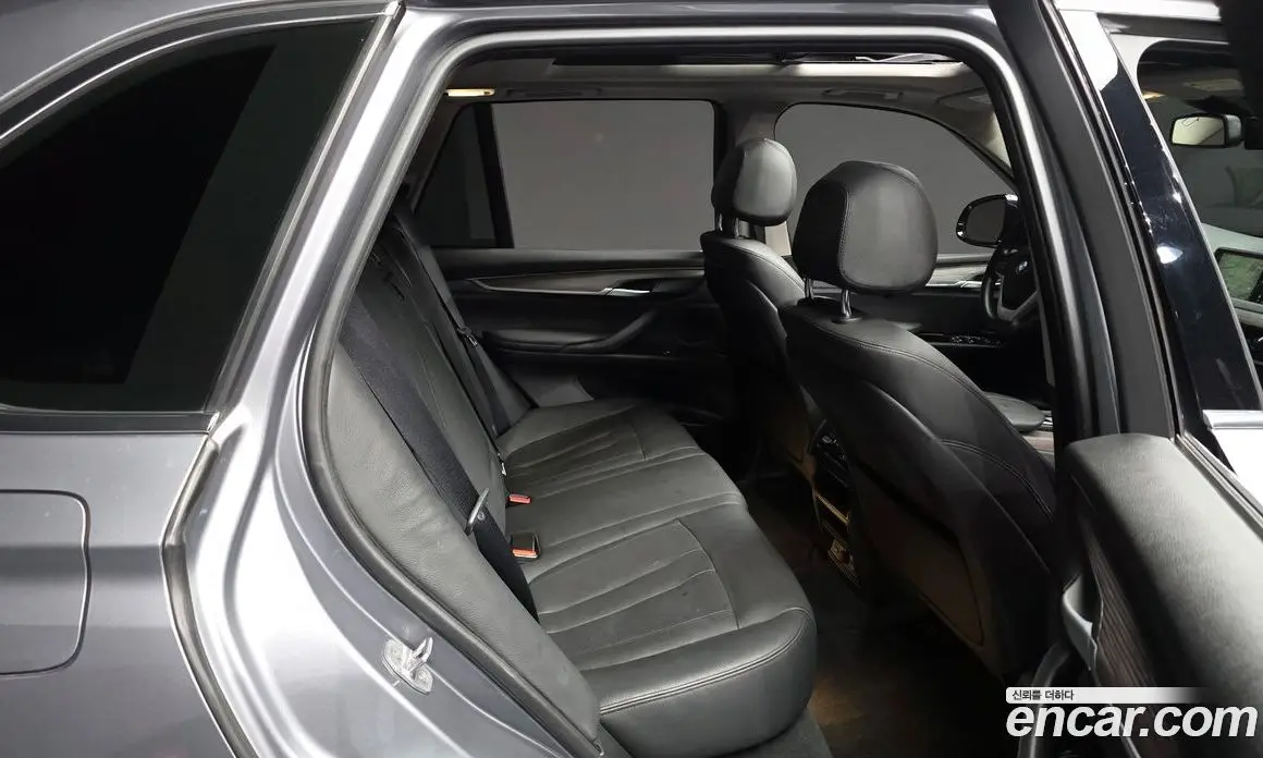 BMW X5 2016 3.0 автомат (гидро), фото 12