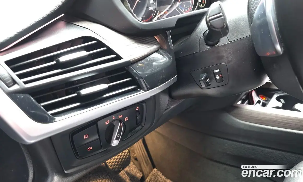 BMW X5 2016 3.0 автомат (гидро), фото 16