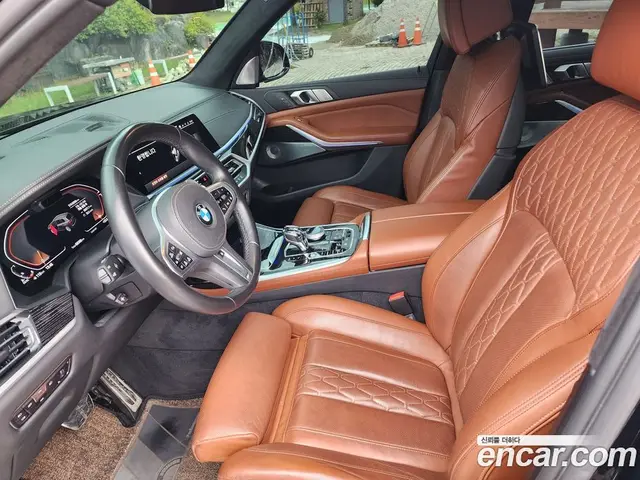 BMW X7 2021 3.0 автомат (гидро), миниатюра 9
