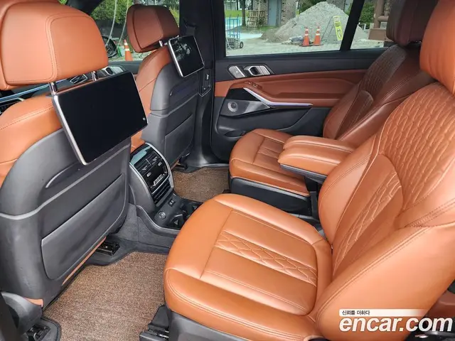 BMW X7 2021 3.0 автомат (гидро), миниатюра 10