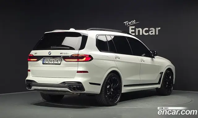 BMW X7 2025 4.4 автомат (гидро), миниатюра 2