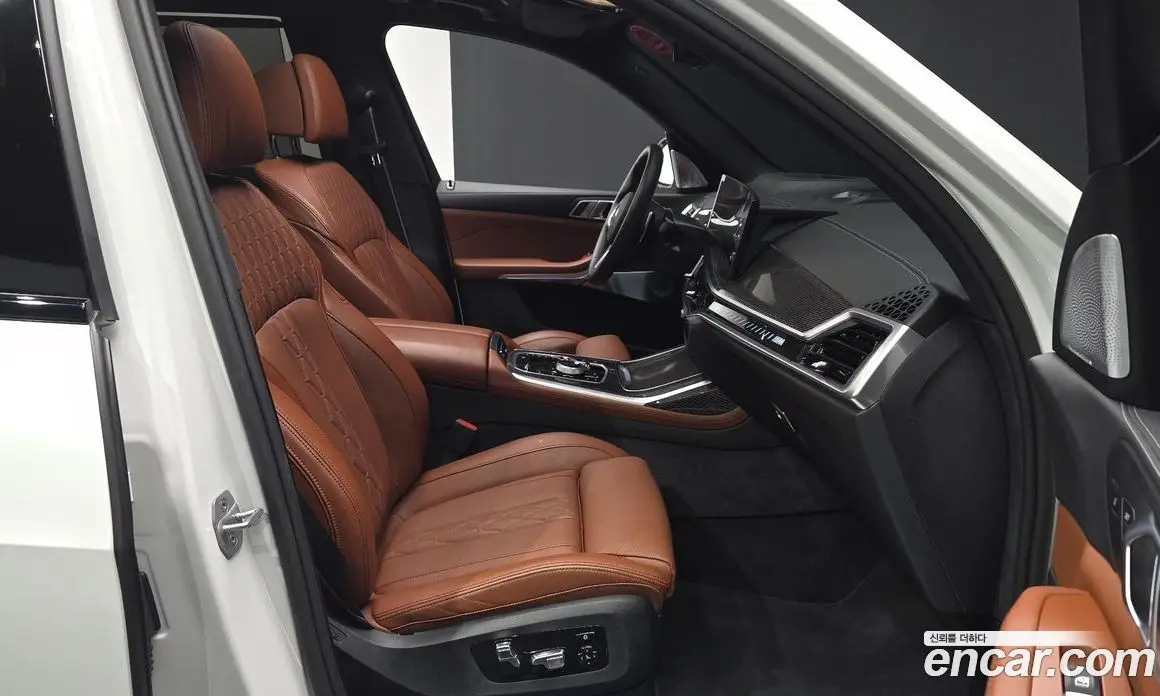 BMW X7 2025 4.4 автомат (гидро), фото 18