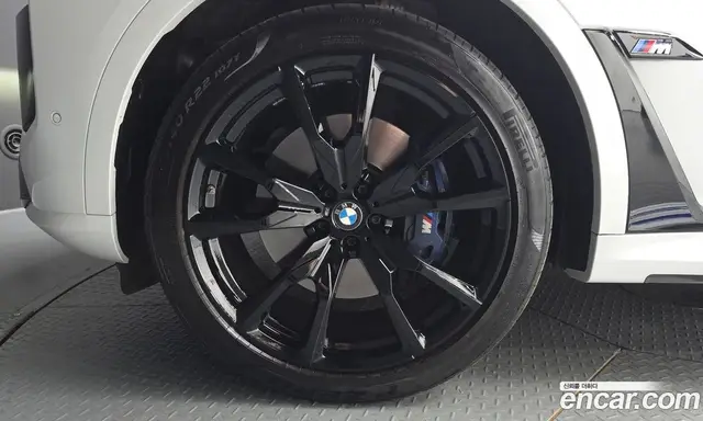 BMW X7 2025 4.4 автомат (гидро), миниатюра 5