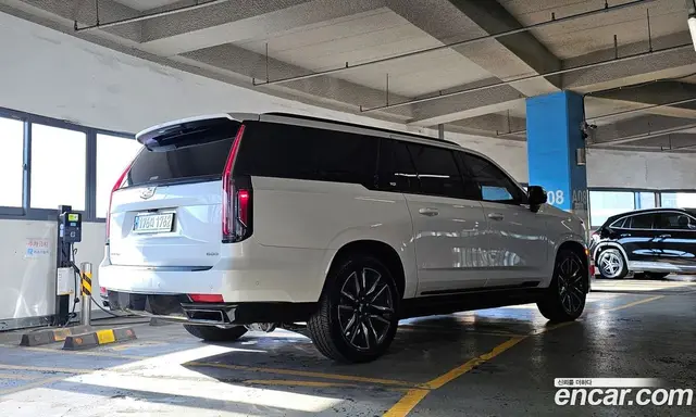 Cadillac Escalade 2023 6.2 автомат (гидро), миниатюра 2 Cadillac Escalade 2023 6.2 автомат (гидро), миниатюра 2
