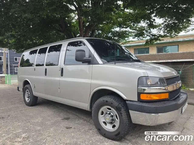 Chevrolet Express Van 2008 6.0 автомат (гидро), миниатюра 8
