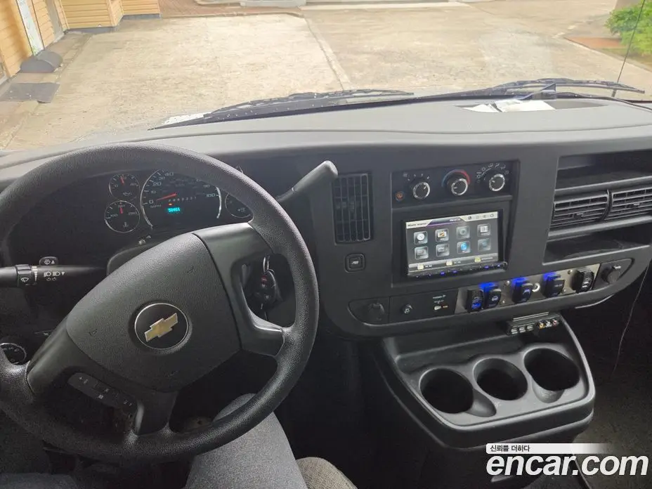 Chevrolet Express Van 2008 6.0 автомат (гидро), фото 10