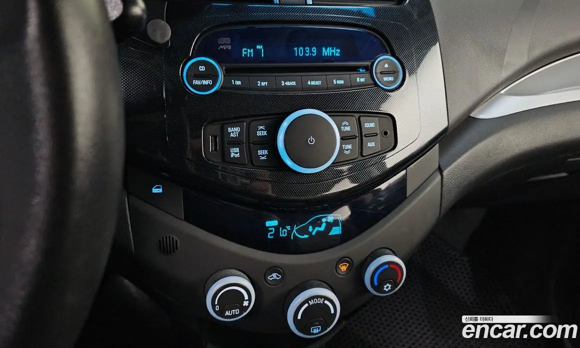 Chevrolet Spark 2012 1.0 автомат (гидро), фото 18