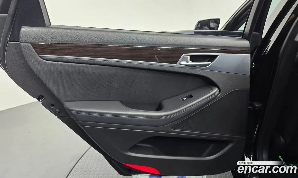 Genesis G80 2016 3.3 автомат (гидро), фото 15