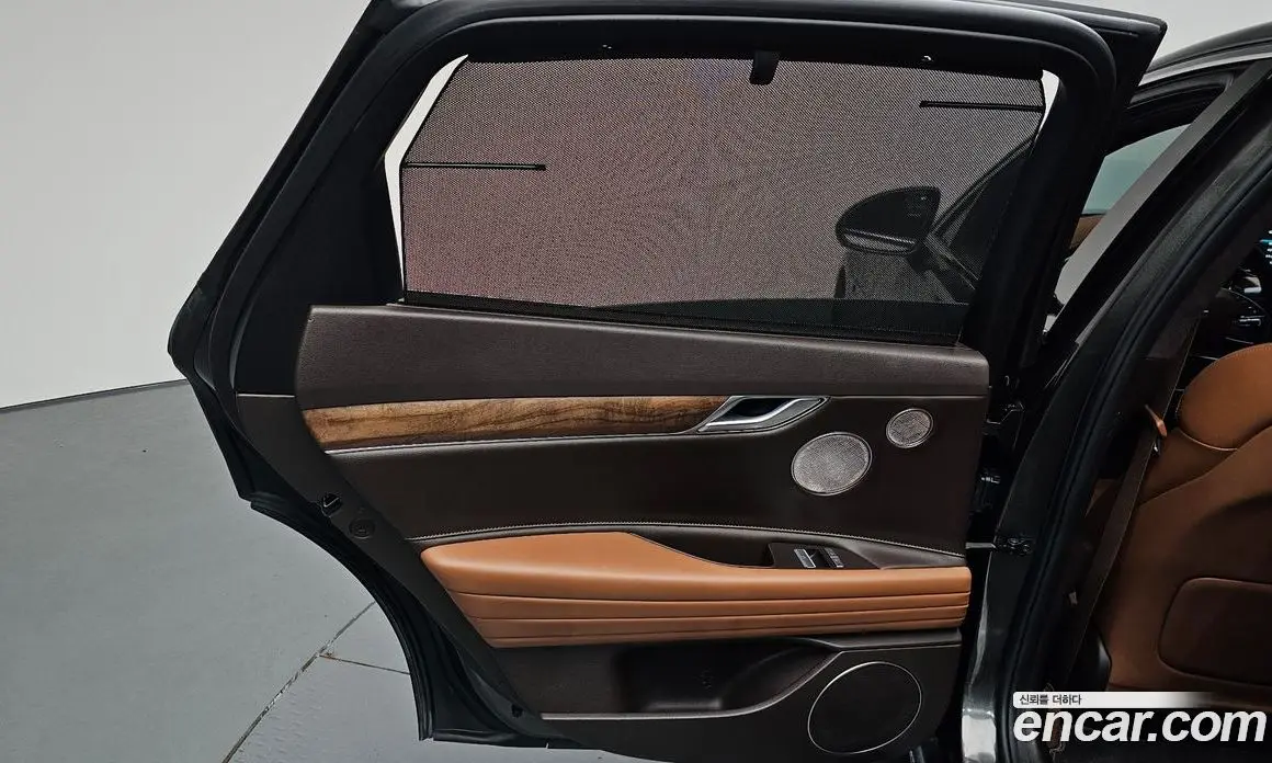 Genesis G80 2022 0.2 автомат (гидро), фото 14