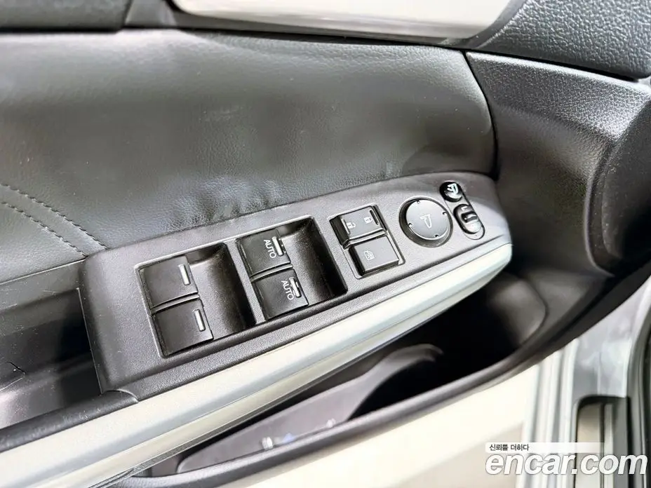 Honda Accord 2009 3.5 автомат (гидро), фото 7