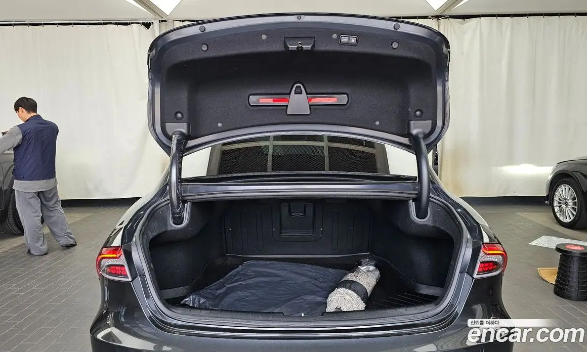 Hyundai Grandeur 2019 2.5 автомат (гидро), фото 26