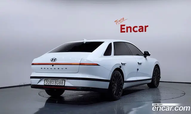 Hyundai Grandeur 2023 1.6 автомат (гидро), миниатюра 2
