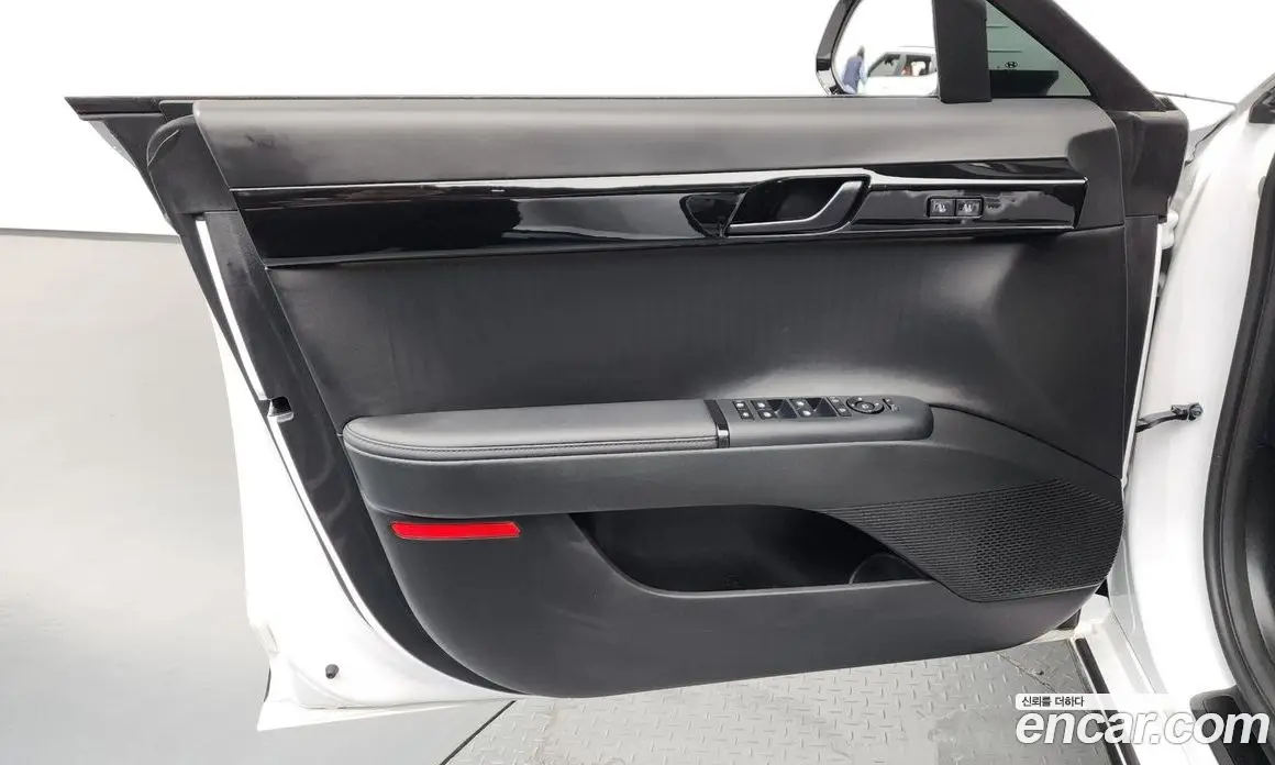 Hyundai Grandeur 2023 1.6 автомат (гидро), фото 14