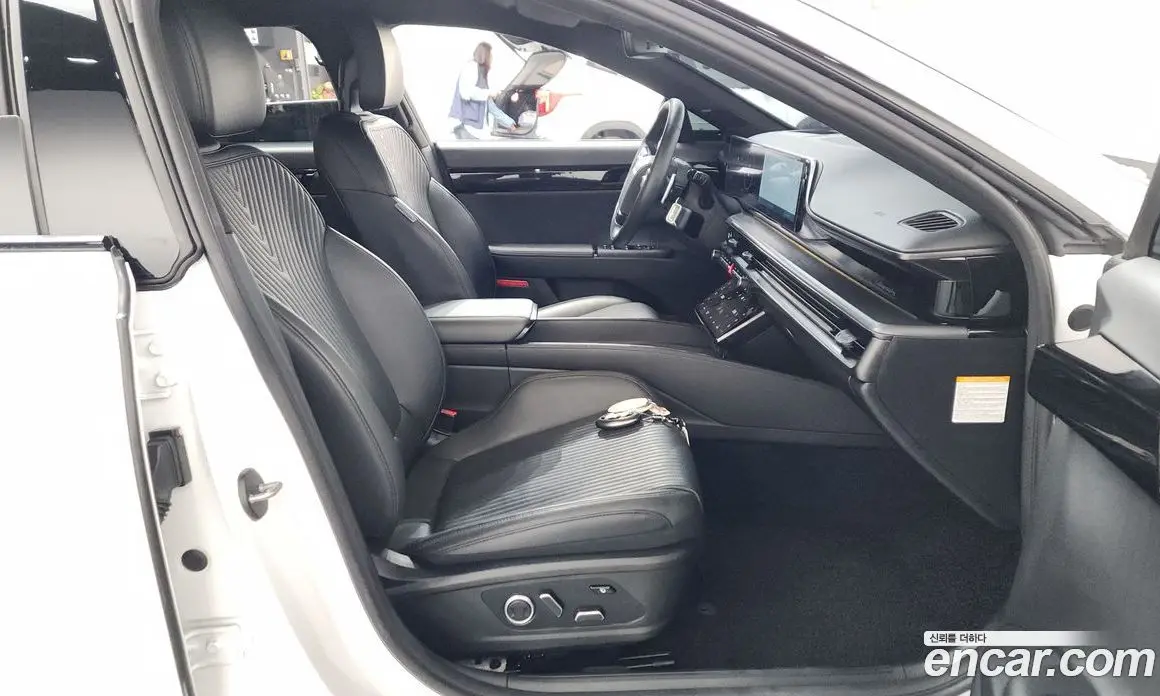 Hyundai Grandeur 2023 1.6 автомат (гидро), фото 16