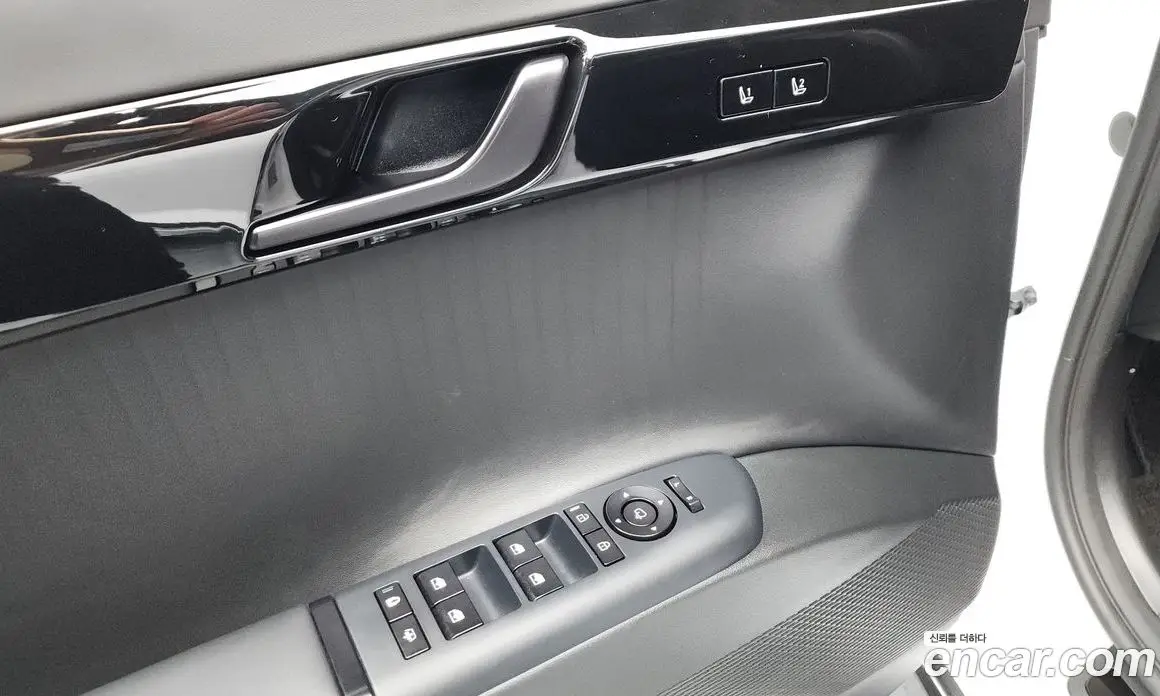 Hyundai Grandeur 2023 1.6 автомат (гидро), фото 27