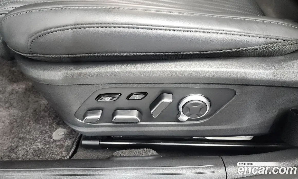 Hyundai Grandeur 2023 1.6 автомат (гидро), фото 31