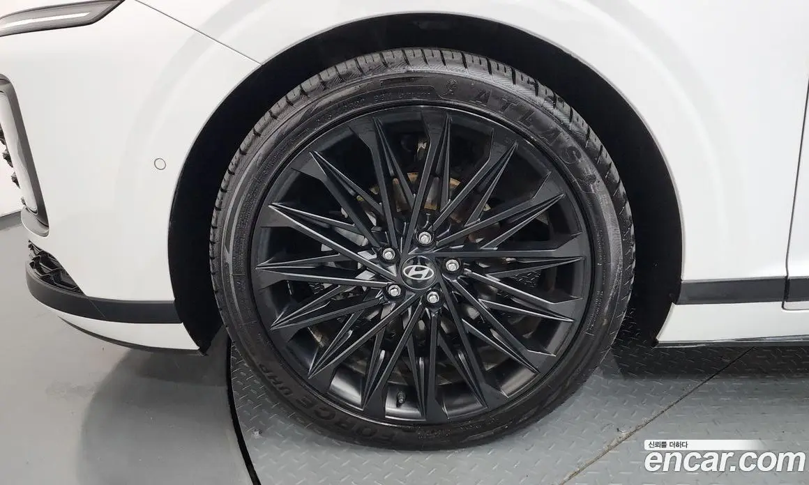 Hyundai Grandeur 2023 1.6 автомат (гидро), фото 5