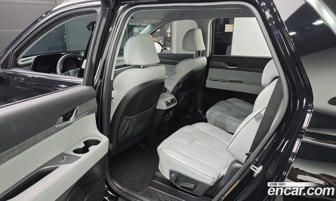 Hyundai Palisade 2023 2.2 автомат (гидро), фото 17