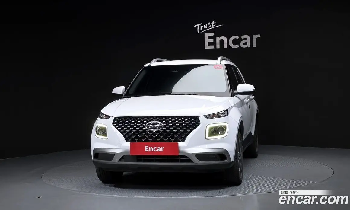 Hyundai Venue 2022 1.6 автомат (гидро), фото 3