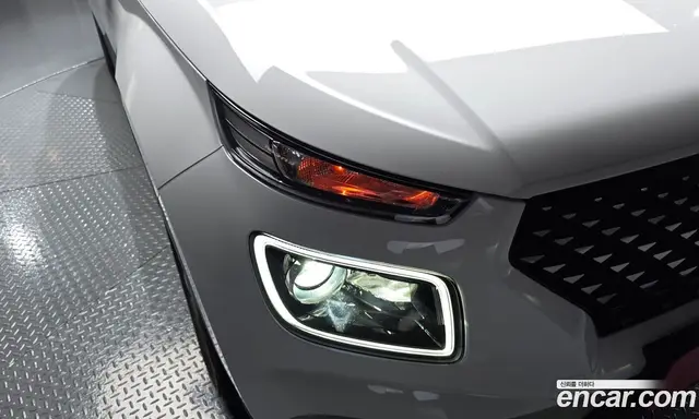 Hyundai Venue 2022 1.6 автомат (гидро), миниатюра 8