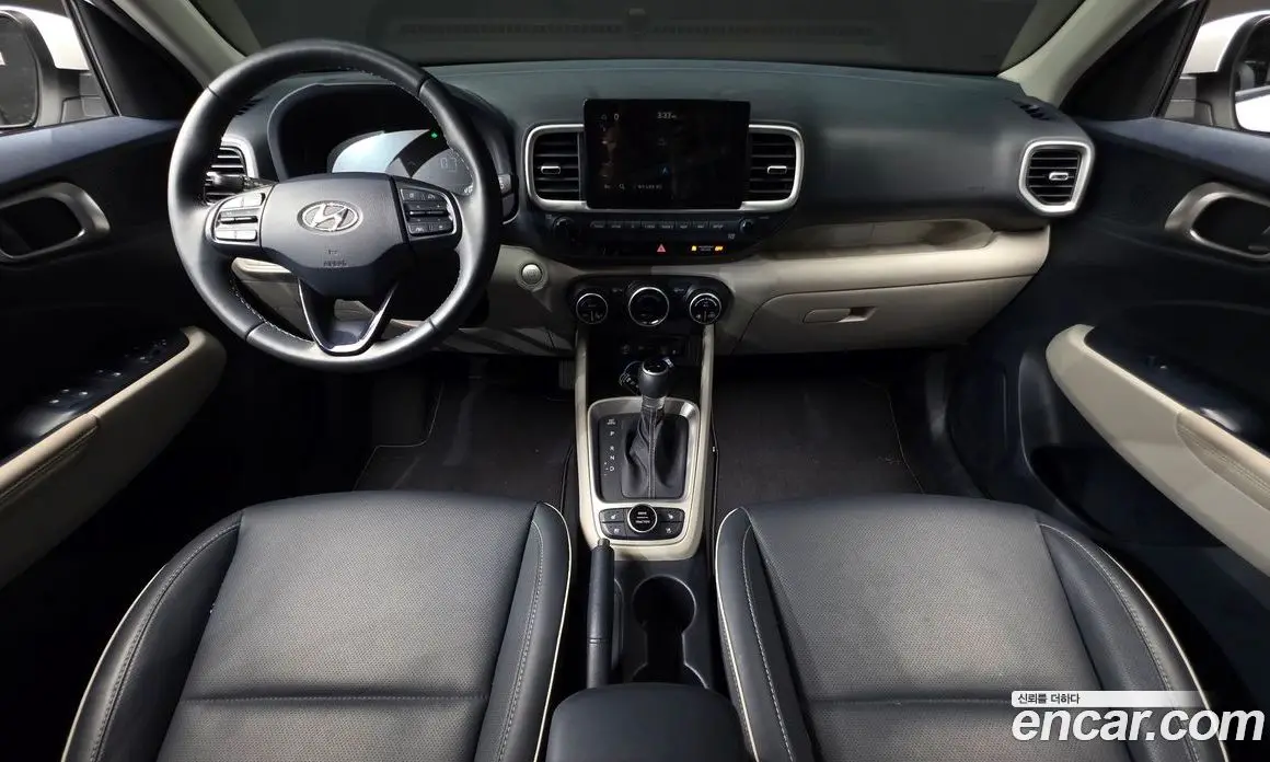 Hyundai Venue 2022 1.6 автомат (гидро), фото 10