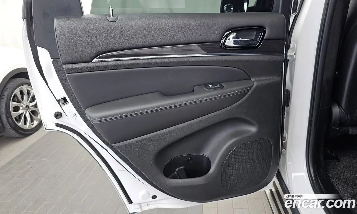 Jeep Cherokee 2019 3.6 автомат (гидро), фото 15