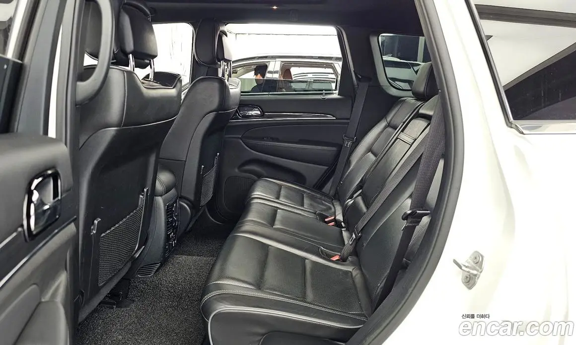 Jeep Cherokee 2019 3.6 автомат (гидро), фото 16