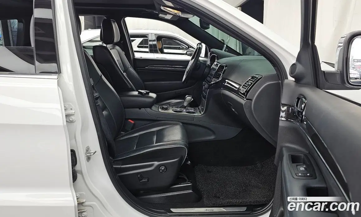 Jeep Cherokee 2019 3.6 автомат (гидро), фото 17