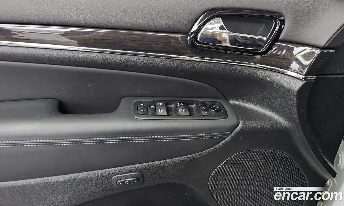 Jeep Cherokee 2019 3.6 автомат (гидро), фото 27