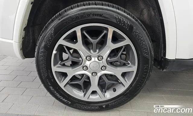 Jeep Cherokee 2019 3.6 автомат (гидро), миниатюра 5