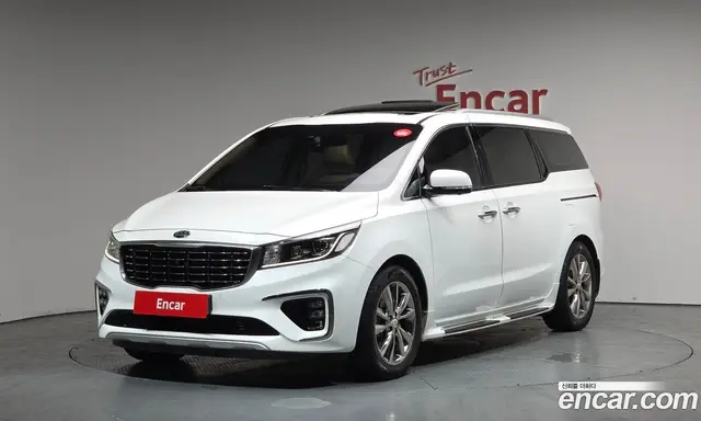 Kia Carnival, 2019, 33 127 км