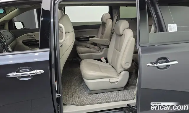 Kia Carnival 2020 2.2 автомат (гидро), миниатюра 11