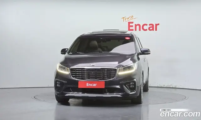 Kia Carnival 2020 2.2 автомат (гидро), миниатюра 3