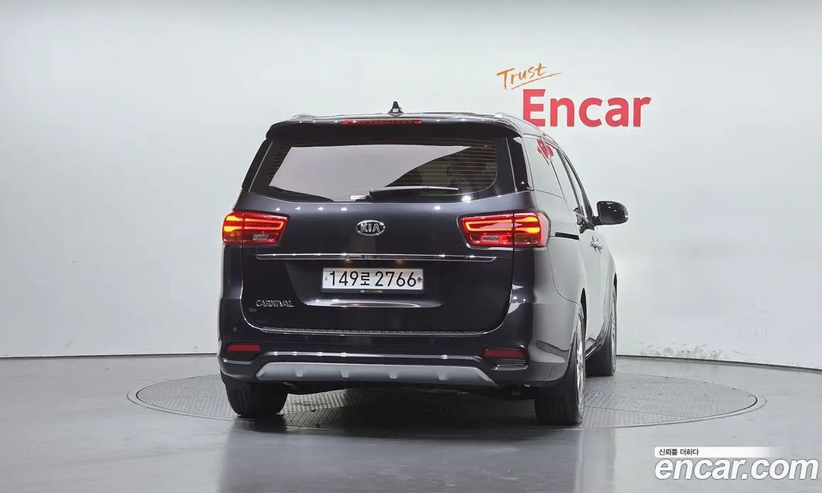 Kia Carnival 2020 2.2 автомат (гидро), фото 4
