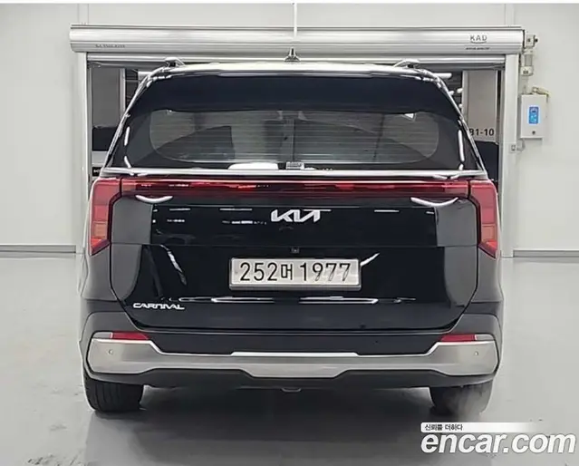 Kia Carnival 2023 3.5 автомат (гидро), миниатюра 3