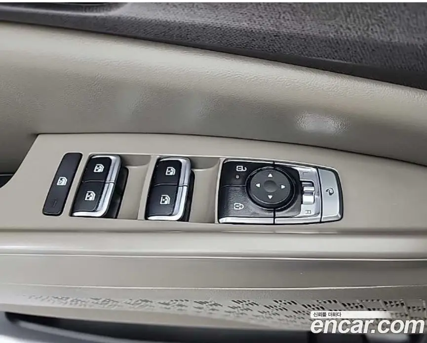 Kia Carnival 2023 3.5 автомат (гидро), фото 9