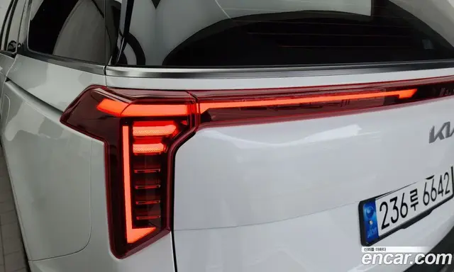 Kia Carnival 2024 1.6 автомат (гидро), миниатюра 9