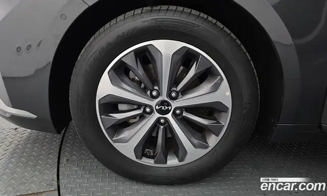 Kia K8 2023 1.6 автомат (гидро), миниатюра 5