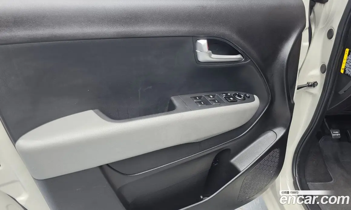 Kia Ray 2018 1.0 автомат (гидро), фото 13