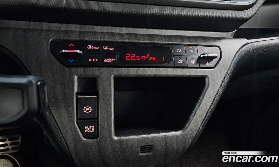 Kia Ray 2024 0.1 автомат (гидро), фото 25