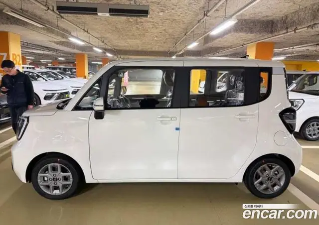 Kia Ray 2026 1.0 автомат (гидро), миниатюра 5